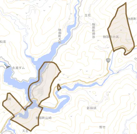 物部町大栃とその周辺の地図。町の範囲を重ねている