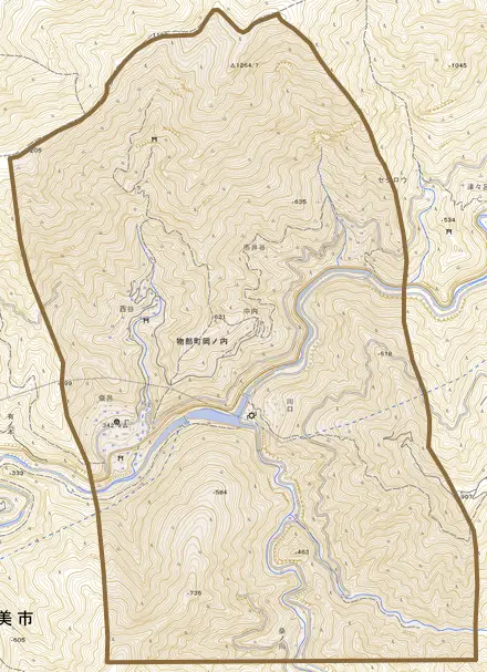 物部町岡ノ内とその周辺の地図。町の範囲を重ねている