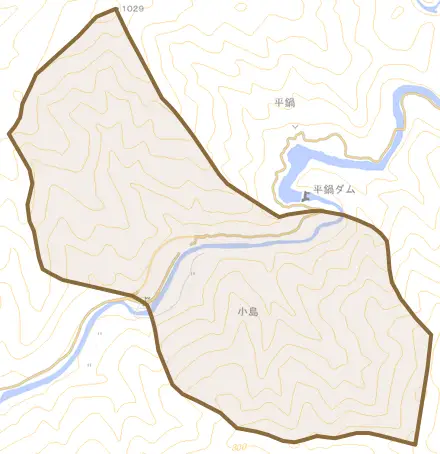 大字小島とその周辺の地図。町の範囲を重ねている