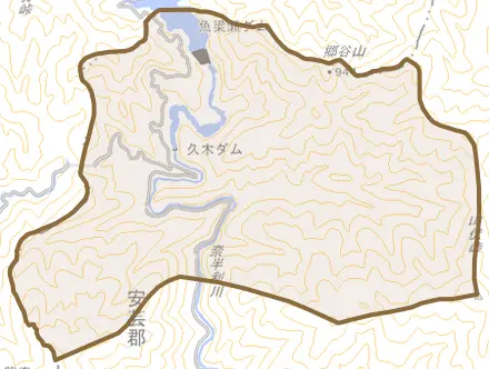 大字久木とその周辺の地図。町の範囲を重ねている