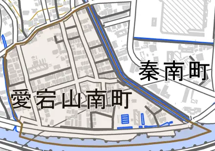 愛宕山南町とその周辺の地図。町の範囲を重ねている