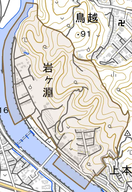 岩ヶ淵とその周辺の地図。町の範囲を重ねている