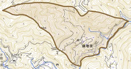 鏡増原とその周辺の地図。町の範囲を重ねている