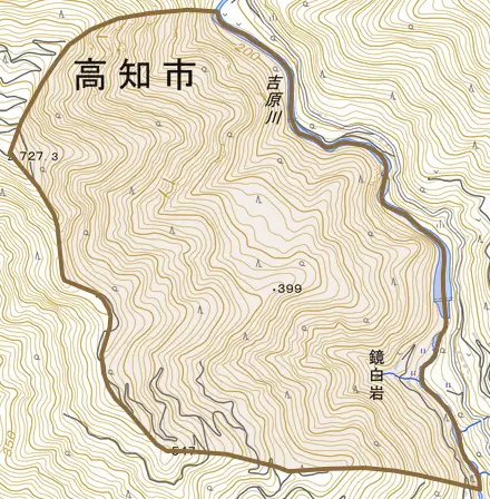 鏡白岩とその周辺の地図。町の範囲を重ねている