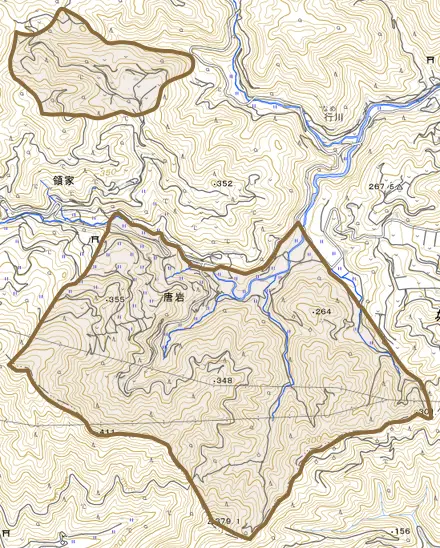 唐岩とその周辺の地図。町の範囲を重ねている