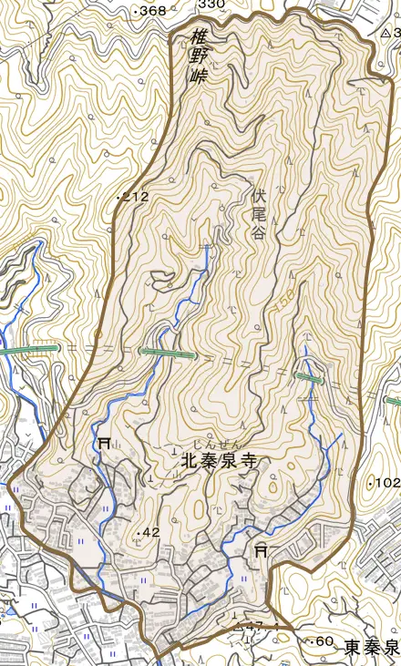 北秦泉寺とその周辺の地図。町の範囲を重ねている