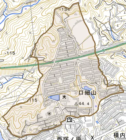 口細山とその周辺の地図。町の範囲を重ねている
