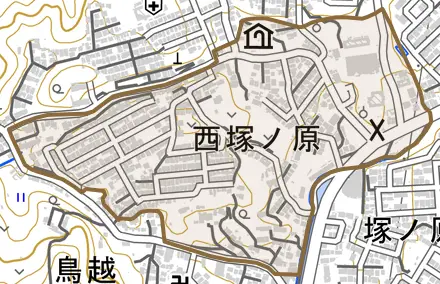 西塚ノ原とその周辺の地図。町の範囲を重ねている