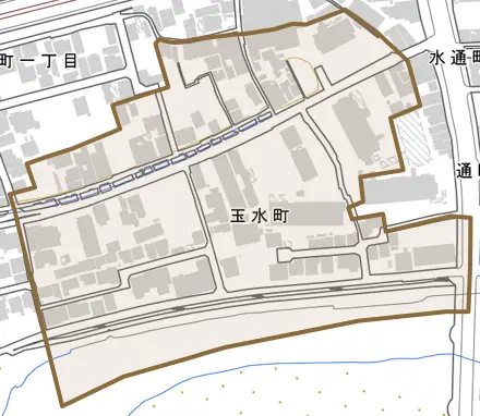 玉水町とその周辺の地図。町の範囲を重ねている