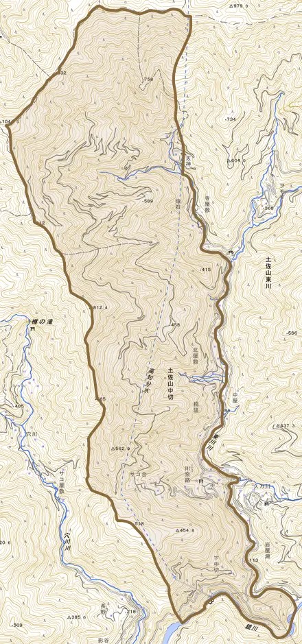土佐山中切とその周辺の地図。町の範囲を重ねている