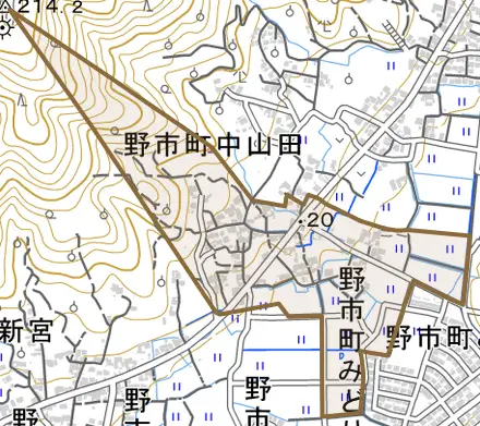 野市町中山田とその周辺の地図。町の範囲を重ねている
