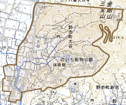 野市町大谷とその周辺の地図。町の範囲を重ねている