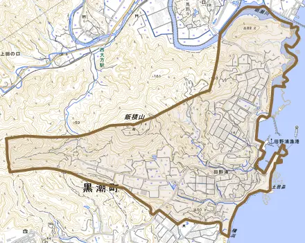 田野浦とその周辺の地図。町の範囲を重ねている