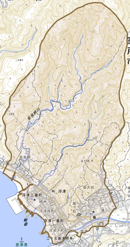 浮津とその周辺の地図。町の範囲を重ねている