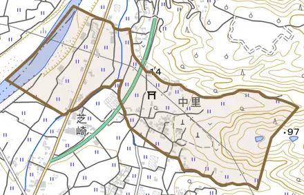 中里とその周辺の地図。町の範囲を重ねている
