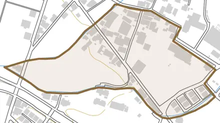 弓場とその周辺の地図。町の範囲を重ねている