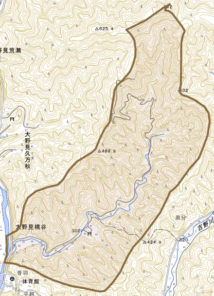 大野見橋谷とその周辺の地図。町の範囲を重ねている