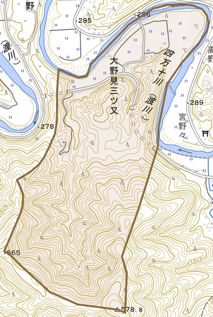 大野見三ツ又とその周辺の地図。町の範囲を重ねている