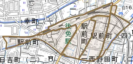 駅前町とその周辺の地図。町の範囲を重ねている