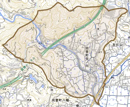 岡豊町笠ノ川とその周辺の地図。町の範囲を重ねている