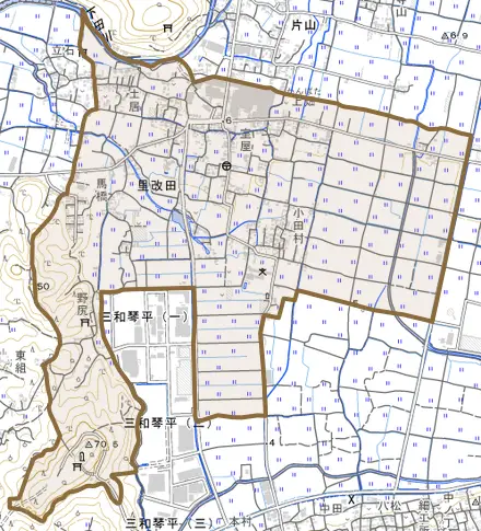 里改田とその周辺の地図。町の範囲を重ねている