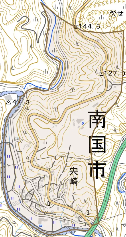 宍崎とその周辺の地図。町の範囲を重ねている