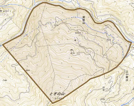 南野山とその周辺の地図。町の範囲を重ねている