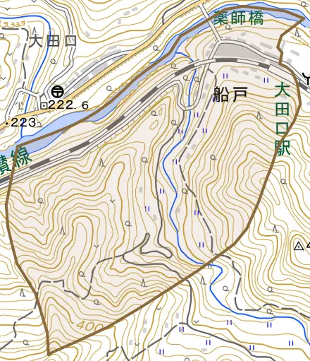 船戸とその周辺の地図。町の範囲を重ねている