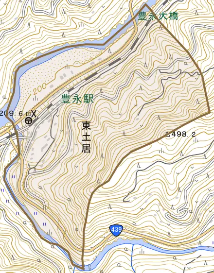 東土居とその周辺の地図。町の範囲を重ねている