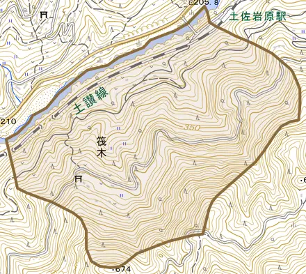 筏木とその周辺の地図。町の範囲を重ねている