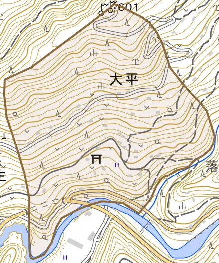 大平とその周辺の地図。町の範囲を重ねている