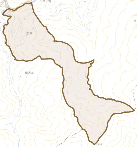 怒田とその周辺の地図。町の範囲を重ねている