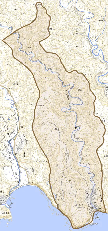 大字小才角とその周辺の地図。町の範囲を重ねている