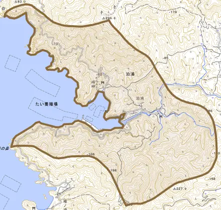 大字泊浦とその周辺の地図。町の範囲を重ねている