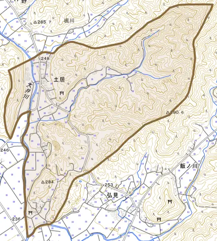 土居とその周辺の地図。町の範囲を重ねている