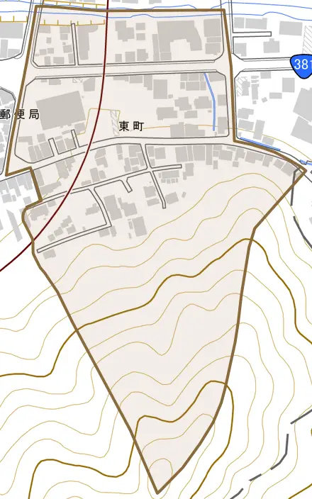 東町とその周辺の地図。町の範囲を重ねている