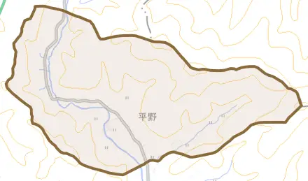 平野とその周辺の地図。町の範囲を重ねている