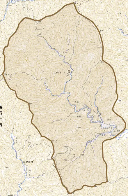 地吉とその周辺の地図。町の範囲を重ねている