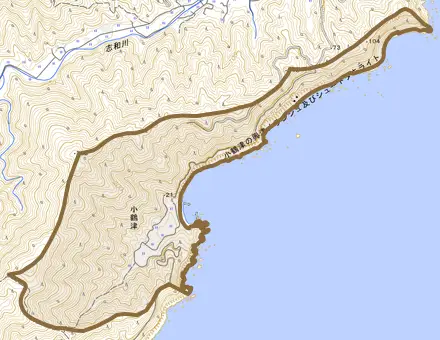 小鶴津とその周辺の地図。町の範囲を重ねている