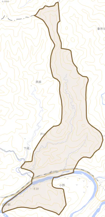 十川とその周辺の地図。町の範囲を重ねている