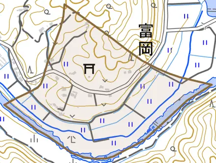 富岡とその周辺の地図。町の範囲を重ねている