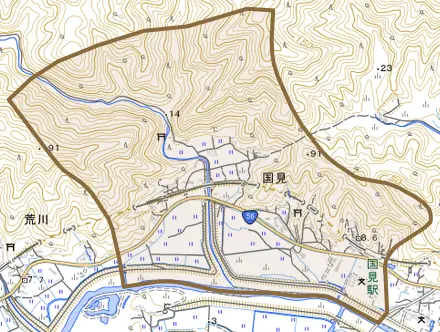 国見とその周辺の地図。町の範囲を重ねている