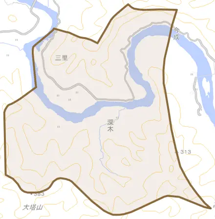 三里とその周辺の地図。町の範囲を重ねている