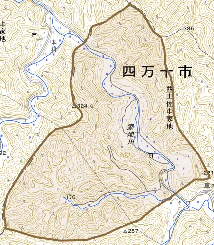 西土佐中家地とその周辺の地図。町の範囲を重ねている