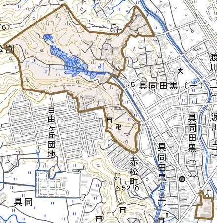 具同とその周辺の地図。町の範囲を重ねている