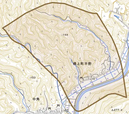 橋上町平野とその周辺の地図。町の範囲を重ねている