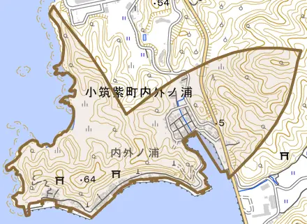 小筑紫町内外ノ浦とその周辺の地図。町の範囲を重ねている