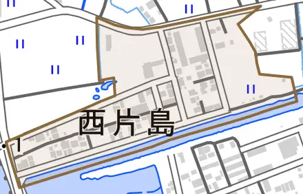 西片島とその周辺の地図。町の範囲を重ねている