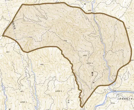 栗木とその周辺の地図。町の範囲を重ねている