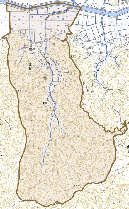 出間とその周辺の地図。町の範囲を重ねている